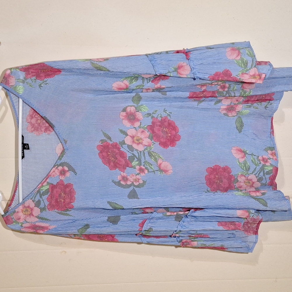 Zac and Rachel Woman Plus Size 3X Bohemian Boho Vacation Blue Strip Floral